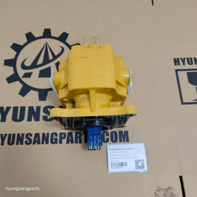 Hyunsang Excavator Parts Steering Pump 07430-72203 For D65A D65E D65P D65S