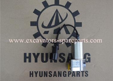 702-21-07010 Excavator Solenoid Valve For Komatsu PC120-6PC130-6 PC200-6 D155A-3 702-21-55701 1G577-60010